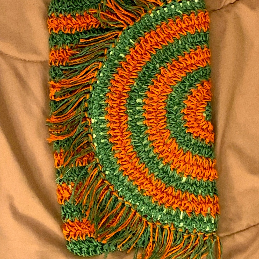 Universal Thread Wallet Purse